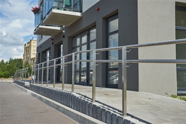 Stainless steel railings for multi-storey buildings