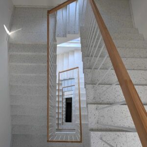 Daugiabučių turėklai