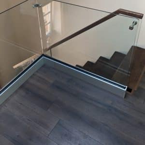 Q-railing glass profile