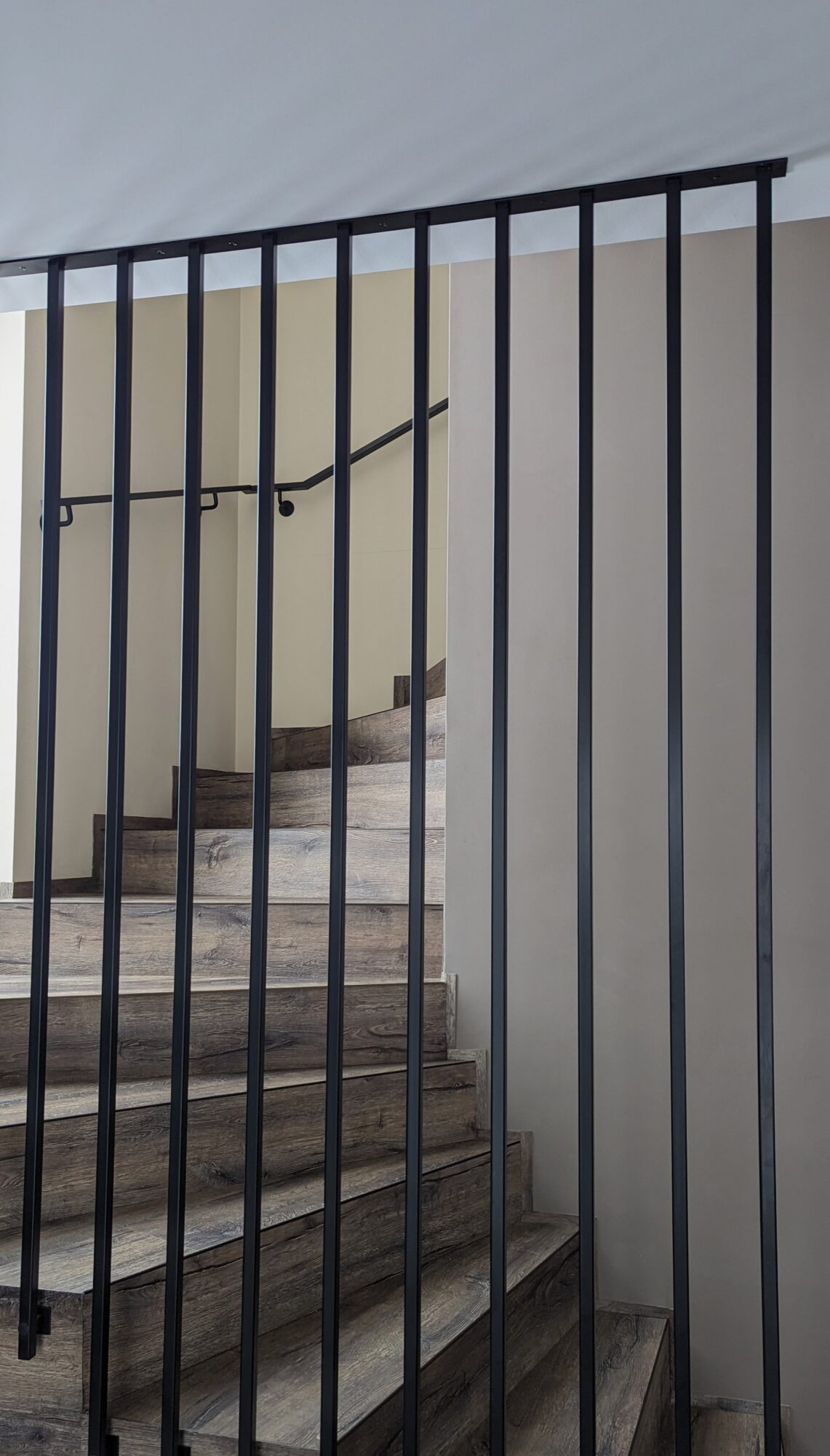 LT85 1P Turėklų montavimas Vilnius