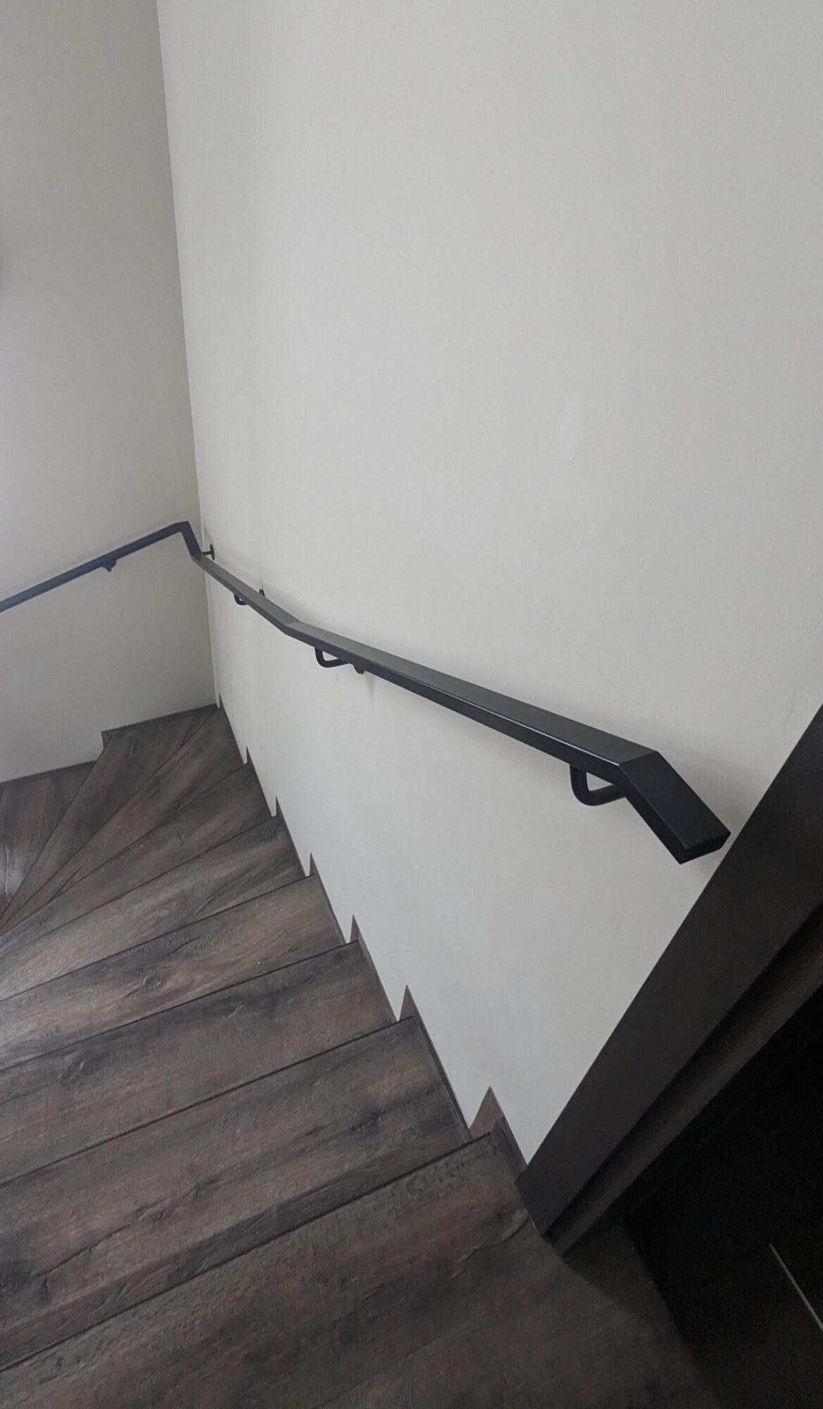 LT85 2 Turėklų montavimas Vilnius