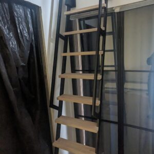 Reguliuojamos kopėčios loftui