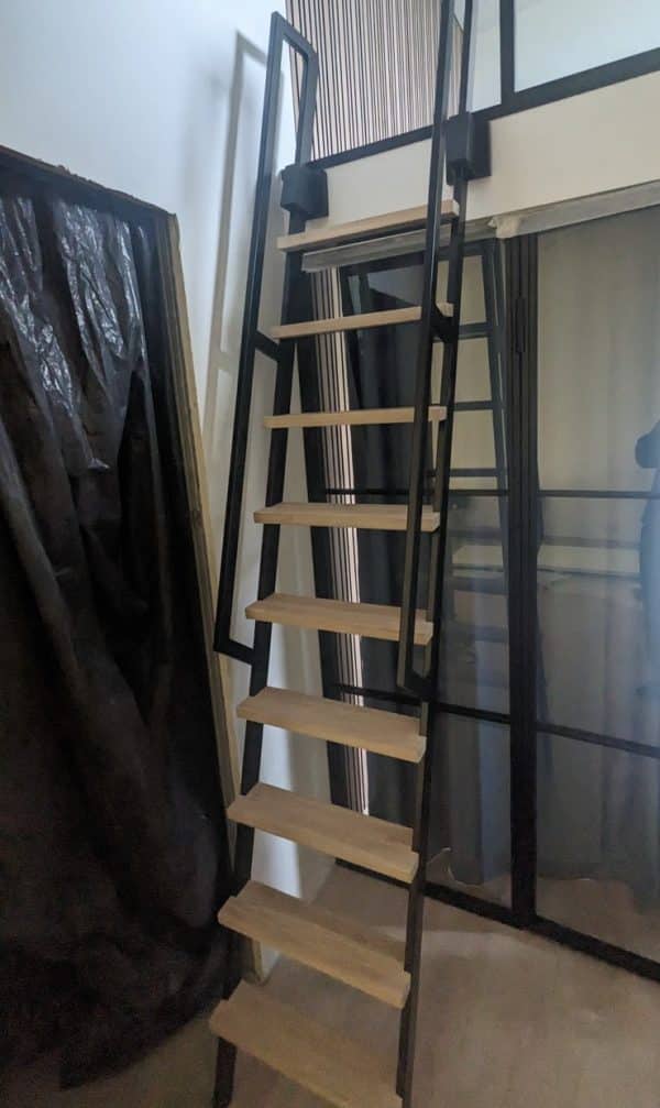 Adjustable ladders for lofts