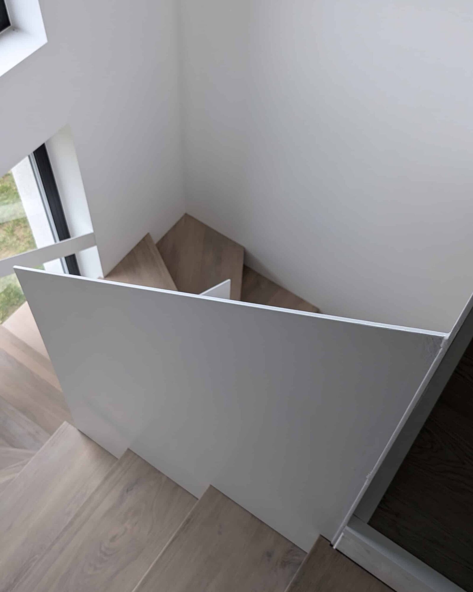 LT139 1P Turėklas iš metalo lakšto