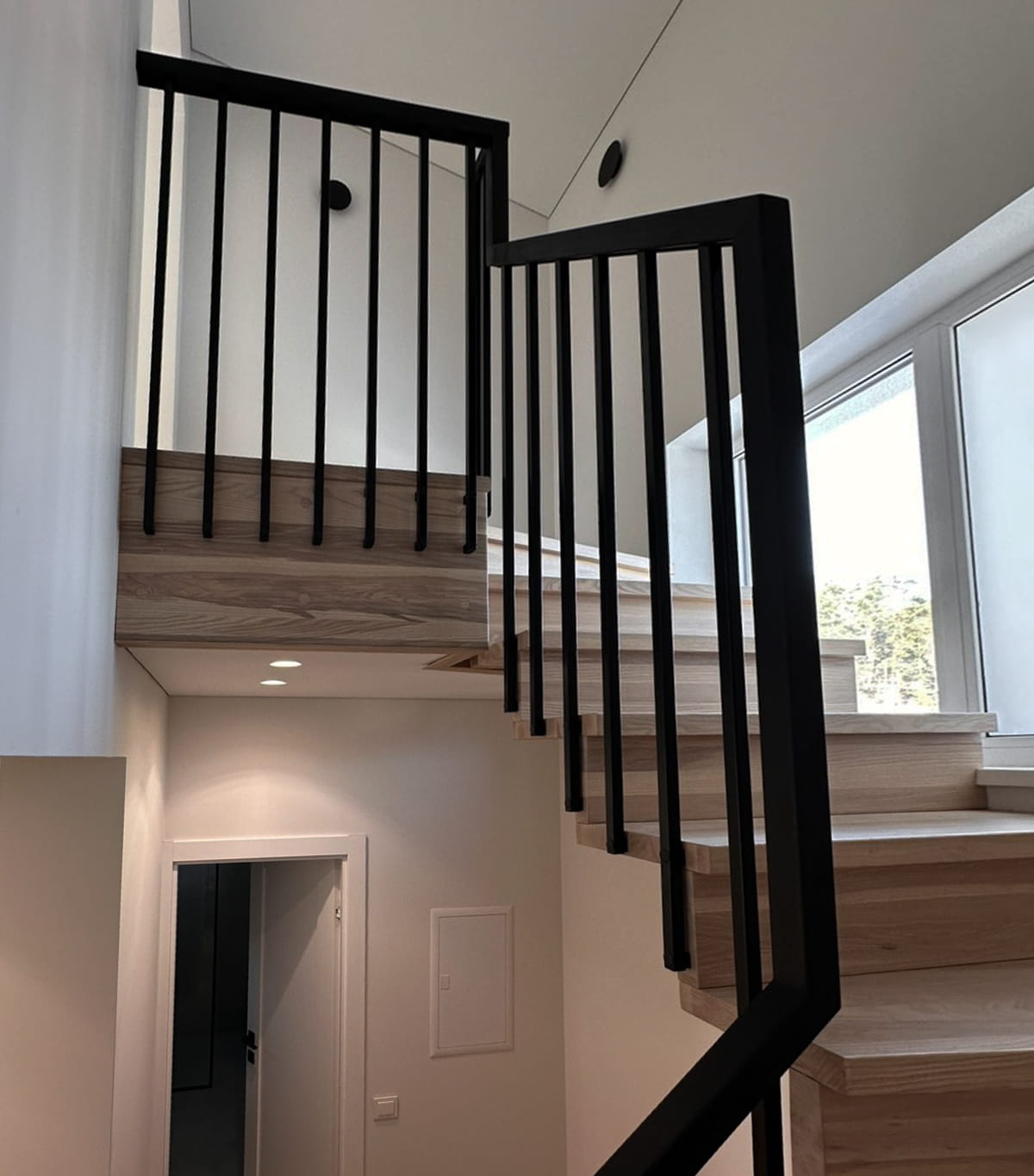 LT140 3 Kvadratiniai turėklai Vilnius